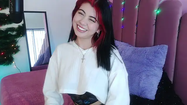 Snapshot of Zoe_Benson chatting on 12/19/24, 03:52 Zoe Benson online show from 12/19/24, 03:52