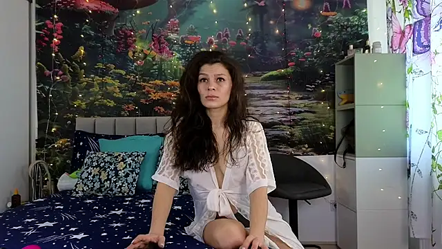 MadameDeFeu online show from 01/09/25, 08:34