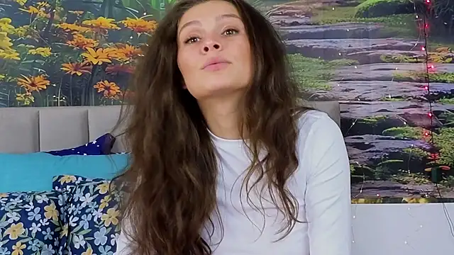 MadameDeFeu online show from 01/17/25, 08:24