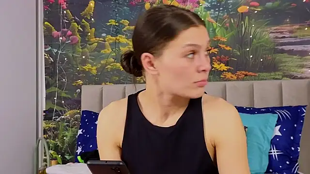 MadameDeFeu online show from 01/18/25, 12:36