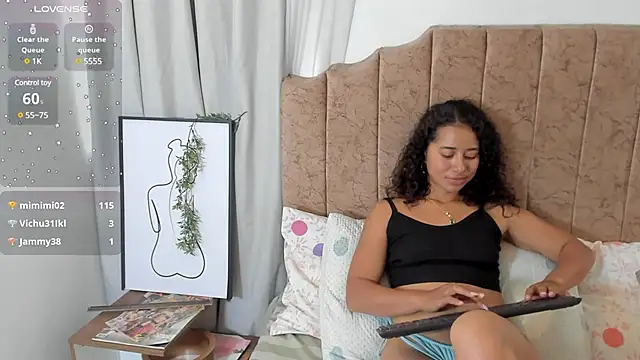 Snapshot of Ammy_nova chatting on 02/07/25, 10:41 Ammy nova online show from 02/07/25, 10:41