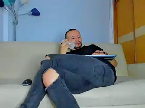 Snapshot of ToonyDee chatting on 01/16/25, 02:19 ToonyDee online show from 01/16/25, 02:19