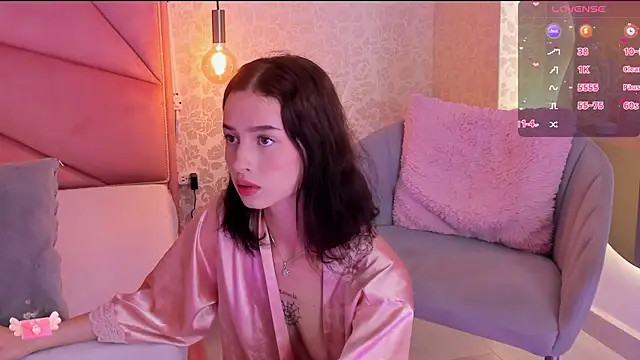 Snapshot of salome-brown chatting on 12/10/24, 05:11 salome-brown online show from 12/10/24, 05:11