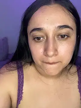 Snapshot of cata_megan chatting on 12/25/24, 12:37 cata megan online show from 12/25/24, 12:37