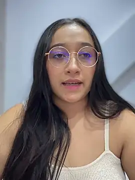 Snapshot of cata_megan chatting on 02/22/25, 05:23 cata megan online show from 02/22/25, 05:23