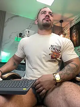 Snapshot of jaxon_colton chatting on 06/16/26, 03:58 jaxon colton online show from 06/16/26, 03:58