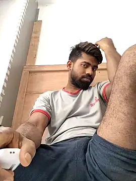 INDIANBOY7439 online show from 05/02/26, 08:41