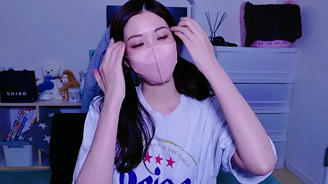 Snapshot of oxo_yuna_oxo chatting on 01/04/25, 03:39 oxo yuna oxo online show from 01/04/25, 03:39