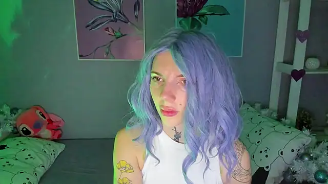 Snapshot of AnneTenet chatting on 12/20/24, 06:08 AnneTenet online show from 12/20/24, 06:08