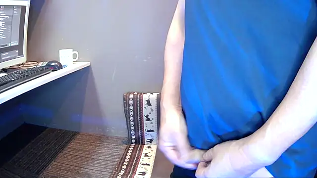 Snapshot of agaupt2 chatting on 12/08/24, 04:04 agaupt2 online show from 12/08/24, 04:04