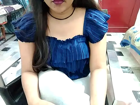 aarushi sharmaa online show from 03/02/25, 08:16