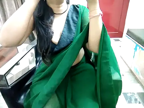 aarushi sharmaa online show from 09/13/25, 03:39