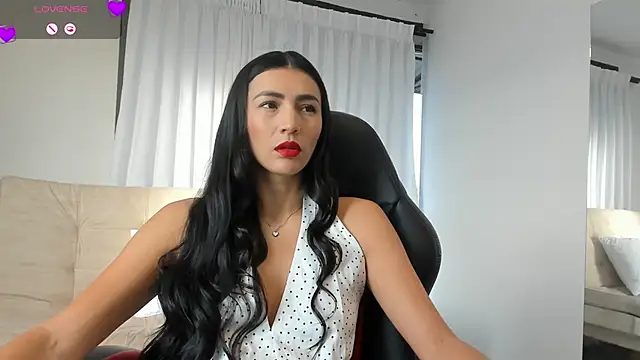 Snapshot of coniie_jhons chatting on 05/15/26, 11:50 coniie jhons online show from 05/15/26, 11:50