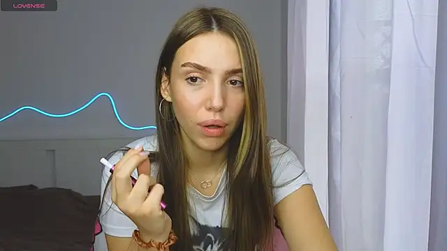 AliceSpark online show from 10/16/25, 09:54