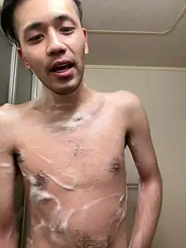 Snapshot of ryusei18570 chatting on 01/20/25, 02:36 ryusei18570 online show from 01/20/25, 02:36