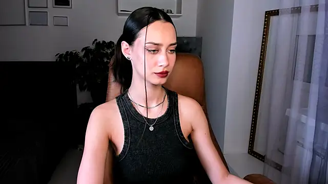 Snapshot of unaericaabistrong chatting on 12/21/24, 10:30 unaericaabistrong online show from 12/21/24, 10:30