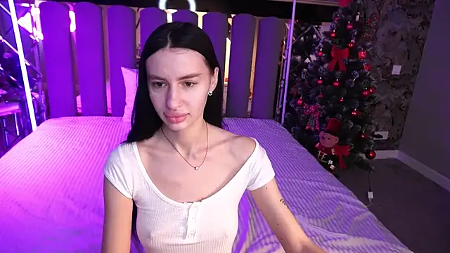 Snow WhiteeeX online show from 01/19/26, 06:50