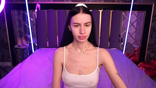 Snow WhiteeeX online show from 02/09/26, 06:39