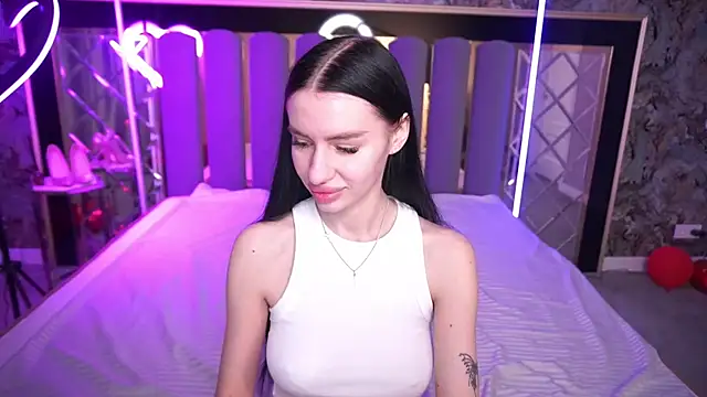 Snow WhiteeeX online show from 03/31/26, 05:41