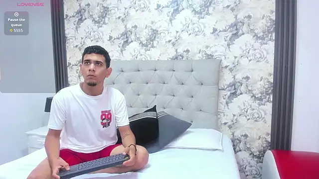 alexxa and sadman online show from 01/15/26, 01:37