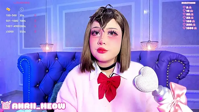 Snapshot of AHRI_LEE chatting on 01/18/25, 04:04 AHRI LEE online show from 01/18/25, 04:04