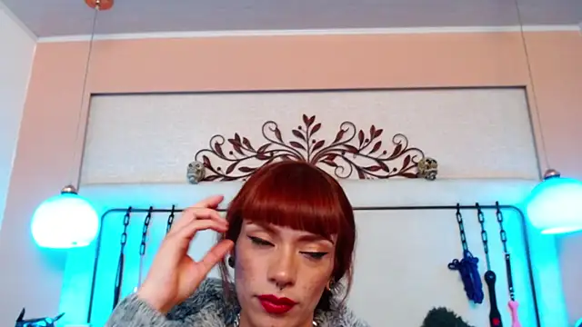 Snapshot of IvanaFetish chatting on 01/15/25, 11:32 IvanaFetish online show from 01/15/25, 11:32