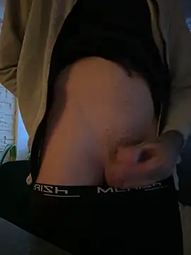 hottwoboys online show from 12/10/24, 07:37