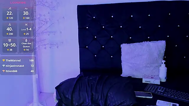 Snapshot of Natasha_by chatting on 03/18/25, 06:59 Natasha by online show from 03/18/25, 06:59