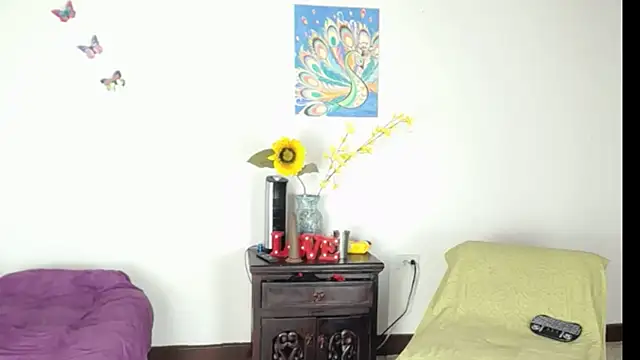 Snapshot of Madison__12 chatting on 12/25/24, 08:07 Madison  12 online show from 12/25/24, 08:07