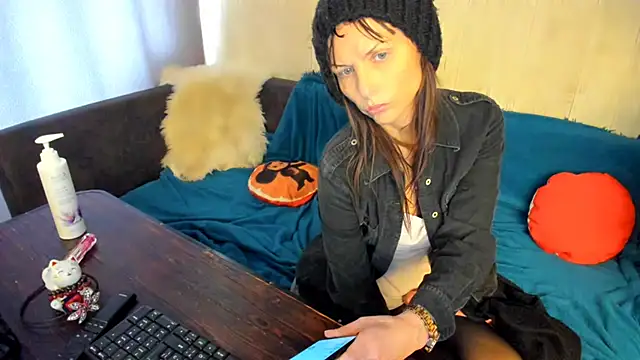 Elizabe th online show from 04/29/26, 09:24