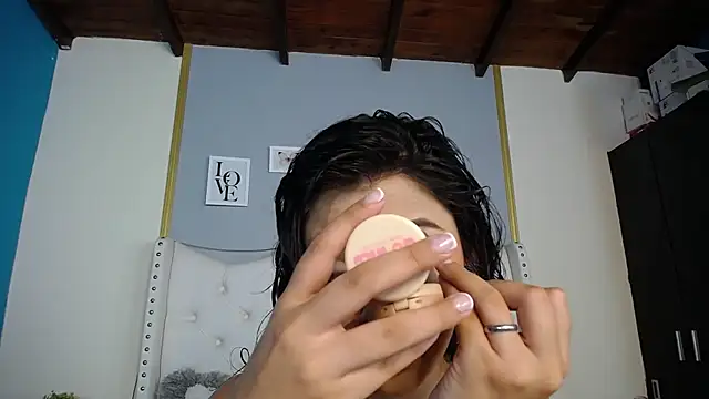 Snapshot of dante_ferraraa chatting on 10/15/25, 08:09 dante ferraraa online show from 10/15/25, 08:09