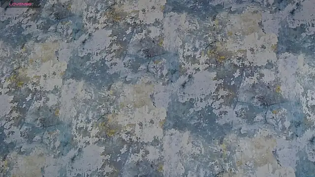 Snapshot of MelanieBrownn chatting on 12/15/24, 06:37 MelanieBrownn online show from 12/15/24, 06:37