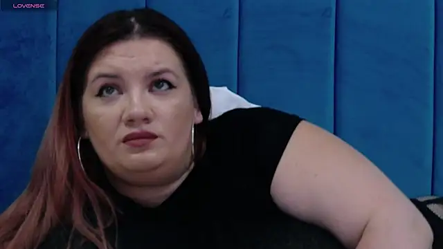 Snapshot of MelanieBrownn chatting on 12/19/24, 08:56 MelanieBrownn online show from 12/19/24, 08:56