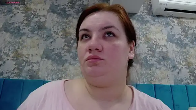 Snapshot of MelanieBrownn chatting on 01/12/25, 05:45 MelanieBrownn online show from 01/12/25, 05:45