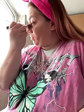 Snapshot of MelanieBrownn chatting on 02/19/25, 06:22 MelanieBrownn online show from 02/19/25, 06:22