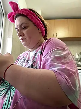 Snapshot of MelanieBrownn chatting on 02/21/25, 06:07 MelanieBrownn online show from 02/21/25, 06:07