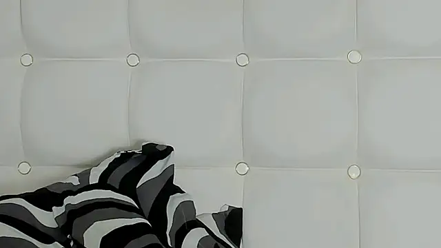 Snapshot of MelanieBrownn chatting on 02/23/25, 09:48 MelanieBrownn online show from 02/23/25, 09:48