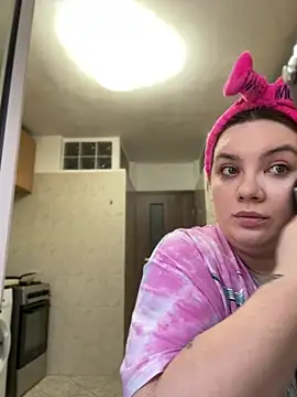 Snapshot of MelanieBrownn chatting on 02/28/25, 03:15 MelanieBrownn online show from 02/28/25, 03:15