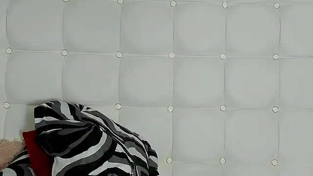 Snapshot of MelanieBrownn chatting on 02/28/25, 06:20 MelanieBrownn online show from 02/28/25, 06:20