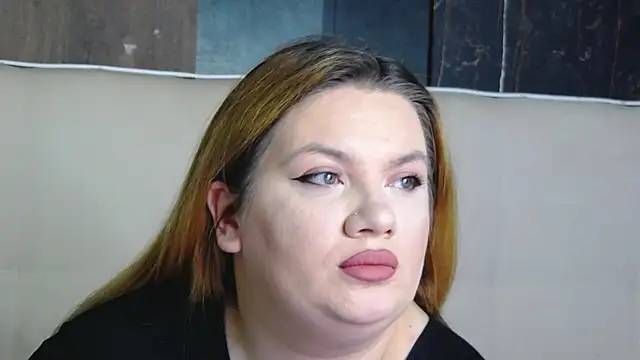 Snapshot of MelanieBrownn chatting on 01/13/26, 06:18 MelanieBrownn online show from 01/13/26, 06:18