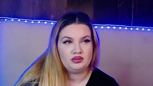 Snapshot of MelanieBrownn chatting on 02/04/26, 06:19 MelanieBrownn online show from 02/04/26, 06:19