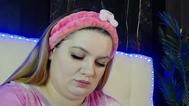 MelanieBrownn online show from 03/11/26, 05:46