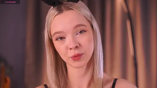  AlinaBailey online show from 01/12/26, 07:35