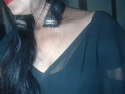 Snapshot of Indianstreamm chatting on 03/08/25, 04:50 Indianstreamm online show from 03/08/25, 04:50