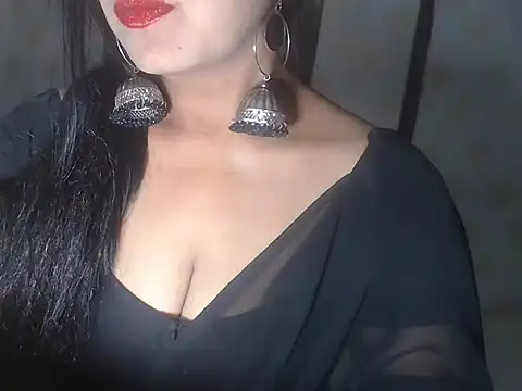 Snapshot of Indianstreamm chatting on 03/15/25, 04:43 Indianstreamm online show from 03/15/25, 04:43