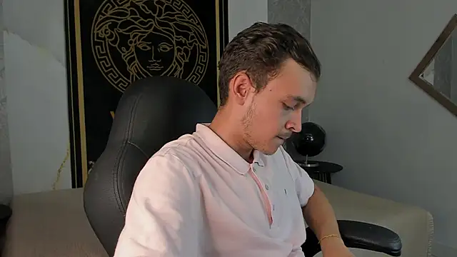 Desmon Clark online show from 01/14/25, 12:43