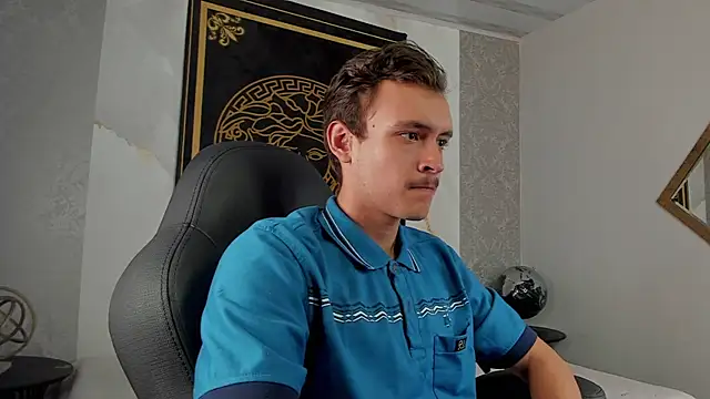 Desmon Clark online show from 02/12/25, 09:54