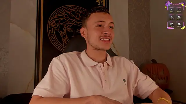 Desmon Clark online show from 10/12/25, 06:51