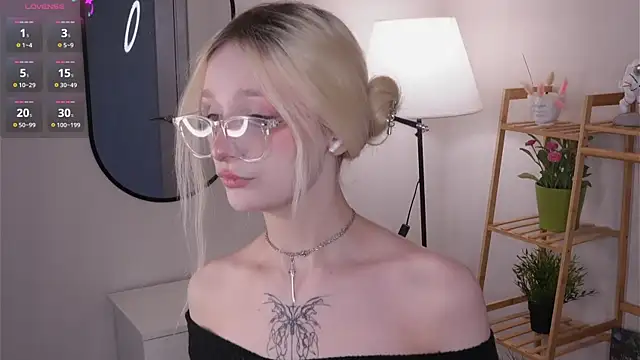 Naughty  Couplles online show from 02/20/26, 03:25