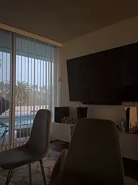 Snapshot of cbuchanan15 chatting on 12/14/25, 01:00 cbuchanan15 online show from 12/14/25, 01:00